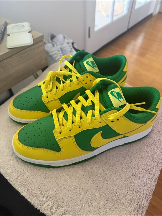 Nike Other - Nike dunk Sneakers in Green & Yellow never worn